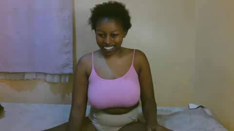 Snapshot of sexy_latasha chatting on 05-01-26, 03:55 sexy_latasha online show from 05-01-26, 03:55