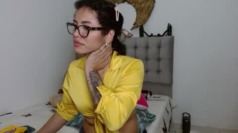 Snapshot of sexy_lia_latina chatting on 11-14-25, 11:57 Celeste online show from 11-14-25, 11:57
