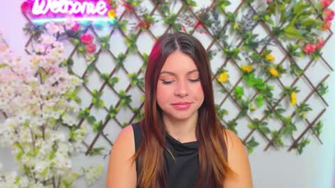 Lily online show from 10-26-25, 04:07