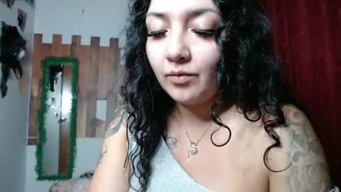 sexy lolas online show from 02-04-25, 02:49