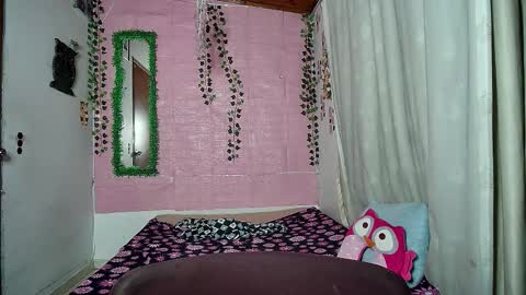 Snapshot of sexy_lolas chatting on 03-16-26, 05:44 sexy lolas online show from 03-16-26, 05:44