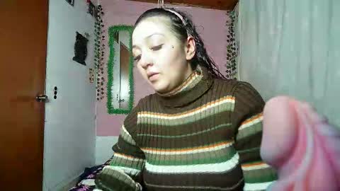 Snapshot of sexy_lolas chatting on 03-27-26, 02:50 sexy lolas online show from 03-27-26, 02:50