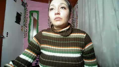 Snapshot of sexy_lolas chatting on 04-01-26, 05:30 sexy lolas online show from 04-01-26, 05:30