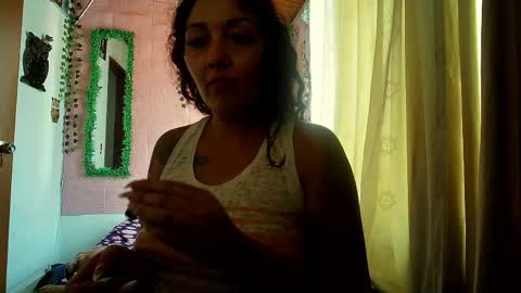 Snapshot of sexy_lolas chatting on 04-04-26, 07:11 sexy lolas online show from 04-04-26, 07:11