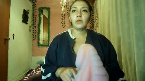 Snapshot of sexy_lolas chatting on 04-06-26, 04:46 sexy lolas online show from 04-06-26, 04:46