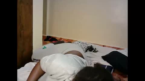 Snapshot of sexy_lunah chatting on 02-16-26, 03:35 sexy_lunah online show from 02-16-26, 03:35