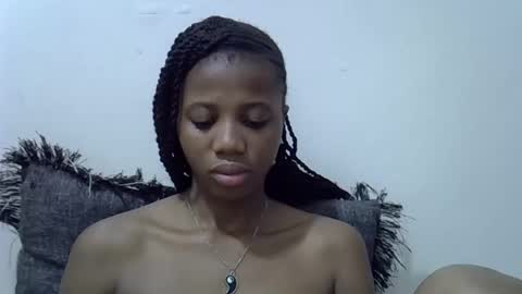 Snapshot of sexy_mayah64 chatting on 06-01-26, 10:06 sexy_mayah64 online show from 06-01-26, 10:06