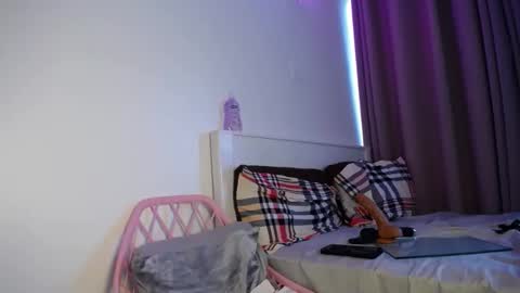 sexy_mia6 online show from 01-07-26, 06:27