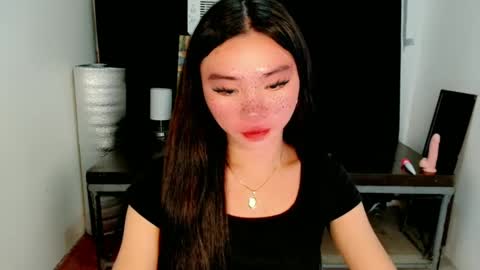 mika online show from 03-11-25, 05:57