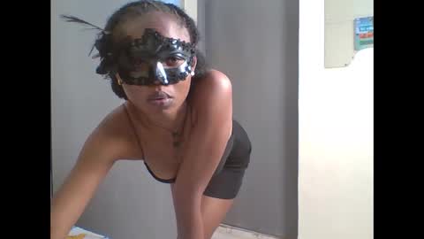 mimi online show from 03-26-26, 11:54