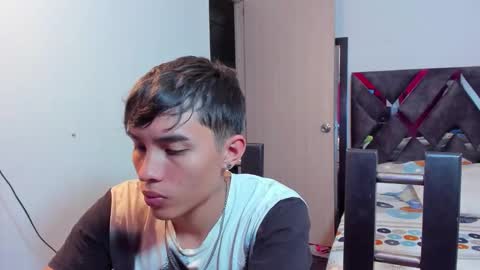 Snapshot of sexy_molly09 chatting on 11-24-25, 02:11 sexy_molly09 online show from 11-24-25, 02:11