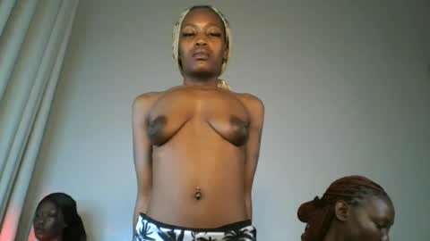 SEXY MOMAH online show from 06-22-26, 01:07