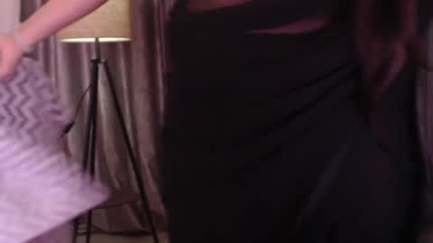 Snapshot of sexy_myra18 chatting on 06-28-26, 04:18 myra online show from 06-28-26, 04:18