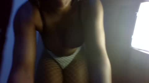Snapshot of sexy_natallie chatting on 02-23-25, 07:44 natallie online show from 02-23-25, 07:44