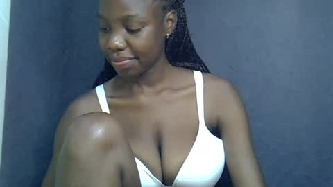 Snapshot of sexy_peach4 chatting on 07-13-26, 10:01 sexy_peach4 online show from 07-13-26, 10:01