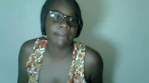 Snapshot of sexy_pussy01 chatting on 11-24-25, 05:18 sexy_pussy01 online show from 11-24-25, 05:18