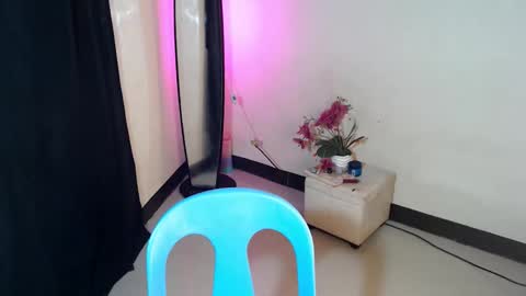 Snapshot of sexy_rc18 chatting on 12-06-24, 05:55 RC online show from 12-06-24, 05:55