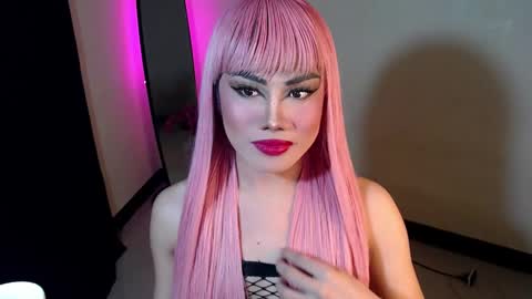 Snapshot of sexy_rc18 chatting on 12-12-24, 10:09 RC online show from 12-12-24, 10:09