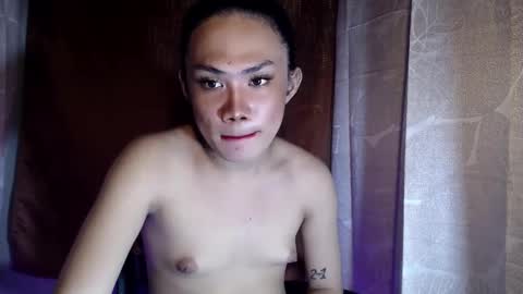 Snapshot of sexy_rc18 chatting on 12-25-24, 01:30 RC online show from 12-25-24, 01:30