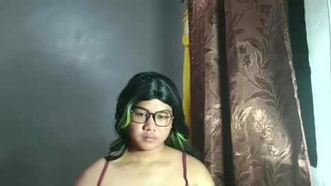 Snapshot of sexy_ronna19 chatting on 05-09-26, 12:10 ronna online show from 05-09-26, 12:10