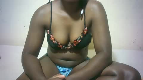 sexy_sandrah online show from 11-23-25, 04:12