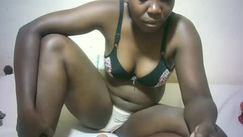 sexy_sandrah online show from 12-22-25, 05:15