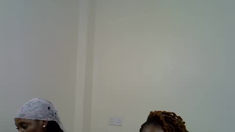 sexy_sasy online show from 11-20-25, 04:18