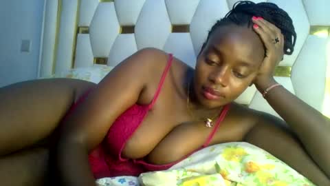 laura online show from 02-23-25, 01:42