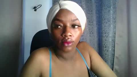 Snapshot of sexy_sweetcandy chatting on 01-18-26, 07:01 sexy sweetcandy online show from 01-18-26, 07:01