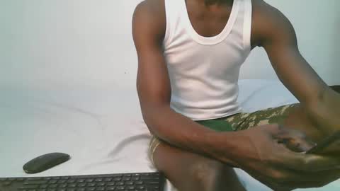 Snapshot of sexy_troy88 chatting on 05-29-26, 04:27 Cedric cj online show from 05-29-26, 04:27