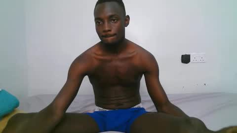 Snapshot of sexy_troy88 chatting on 05-31-26, 10:33 Cedric cj online show from 05-31-26, 10:33
