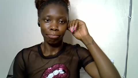 Snapshot of sexy_vennice chatting on 07-27-26, 06:04 sexy_vennice online show from 07-27-26, 06:04
