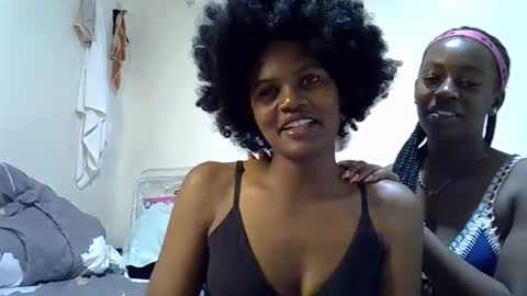 Snapshot of sexy_vero01 chatting on 06-08-26, 01:28 sexy_vero01 online show from 06-08-26, 01:28