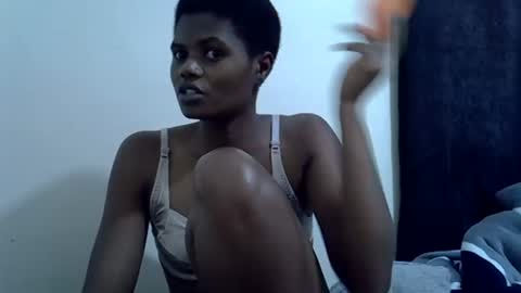 Snapshot of sexy_vero01 chatting on 07-09-26, 12:31 sexy_vero01 online show from 07-09-26, 12:31