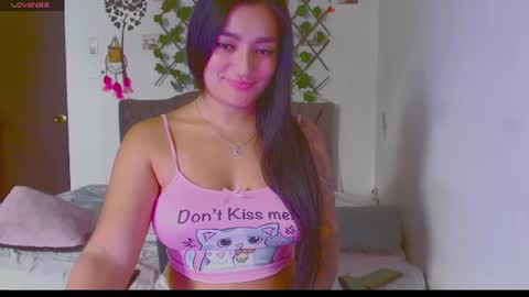 sexy_violett18 online show from 07-17-26, 04:45