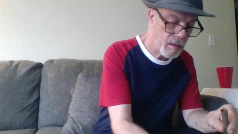 Daddy online show from 03-09-25, 07:48