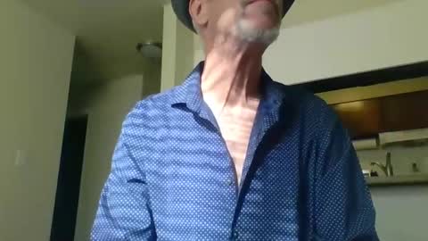 Daddy online show from 03-10-25, 09:51