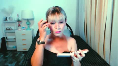 Snapshot of sexy_yllona chatting on 05-05-26, 07:22 sexy_yllona online show from 05-05-26, 07:22