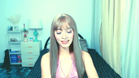 Snapshot of sexy_yllona chatting on 05-14-26, 02:07 sexy_yllona online show from 05-14-26, 02:07