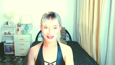 Snapshot of sexy_yllona chatting on 05-31-26, 10:55 sexy_yllona online show from 05-31-26, 10:55
