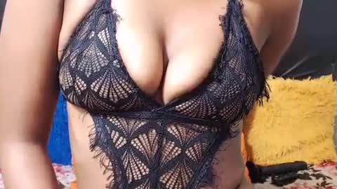 Snapshot of sexyappleass01 chatting on 08-08-26, 01:08 sexyappleass01 online show from 08-08-26, 01:08