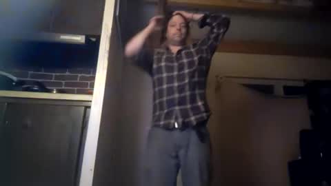 sexyasshandyman1 online show from 06-04-26, 08:53