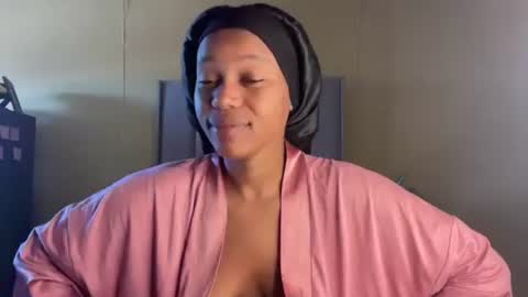 Snapshot of sexyasszeeee chatting on 10-03-25, 09:17 sexyasszeeee online show from 10-03-25, 09:17