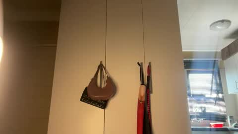 sexyasszeeee online show from 03-27-26, 09:10