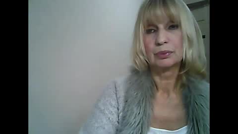 Snapshot of sexybabyforyou chatting on 12-16-25, 03:33 sexybabyforyou online show from 12-16-25, 03:33