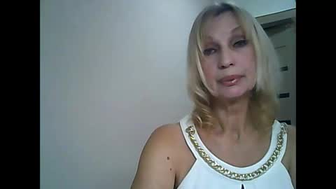 Snapshot of sexybabyforyou chatting on 12-19-25, 01:56 sexybabyforyou online show from 12-19-25, 01:56