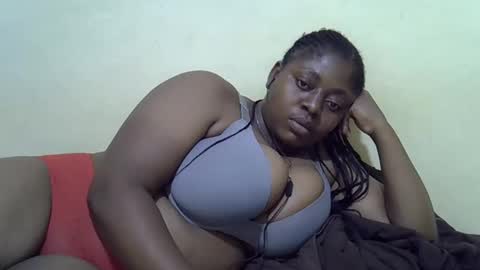 Snapshot of sexyboobies25 chatting on 03-09-25, 03:05 sexyboobies25 online show from 03-09-25, 03:05