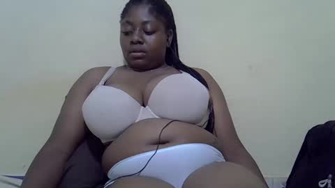 Snapshot of sexyboobies25 chatting on 03-11-25, 01:37 sexyboobies25 online show from 03-11-25, 01:37