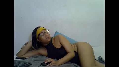 Snapshot of sexyboobs16 chatting on 10-12-25, 12:20 sexyboobs16 online show from 10-12-25, 12:20