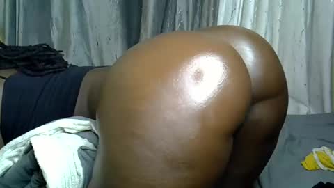Snapshot of sexybooty_4545 chatting on 09-20-25, 10:49 sexybooty_4545 online show from 09-20-25, 10:49